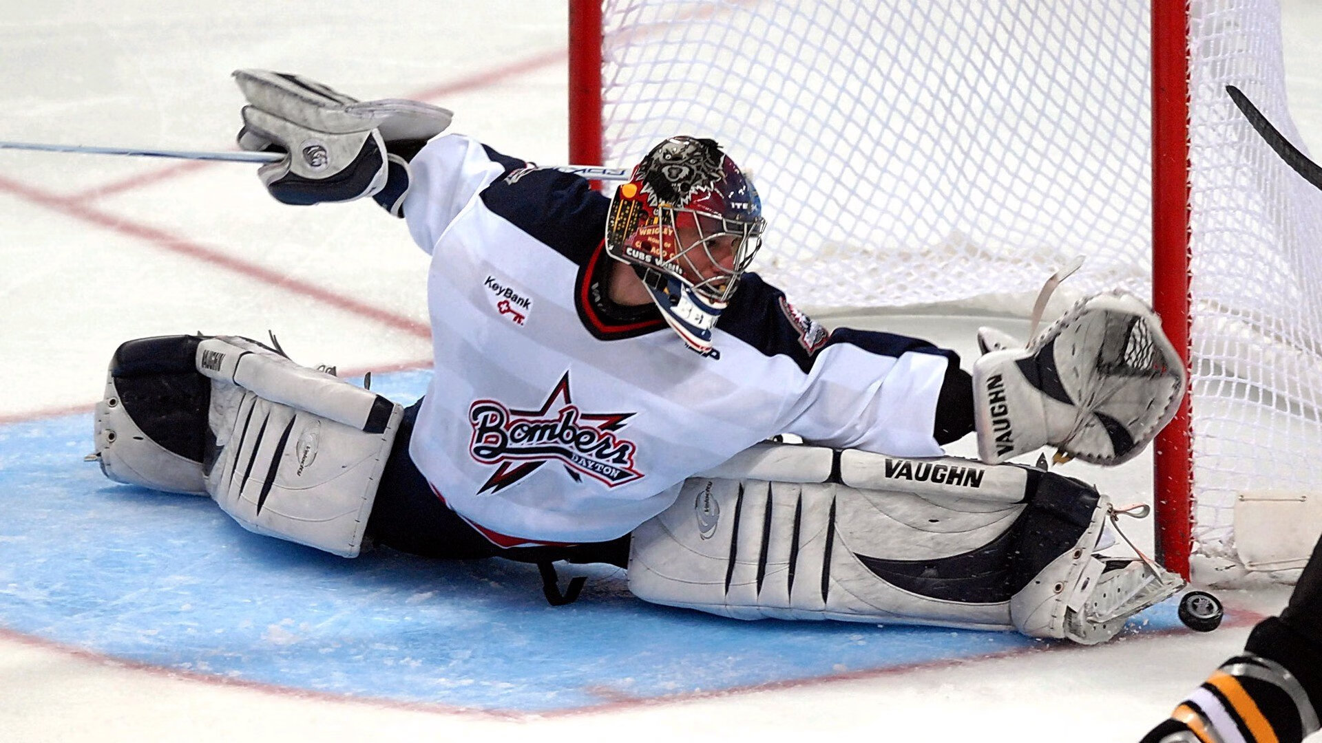 火箭官网上线新赛季主题网页引关注,火箭比赛app